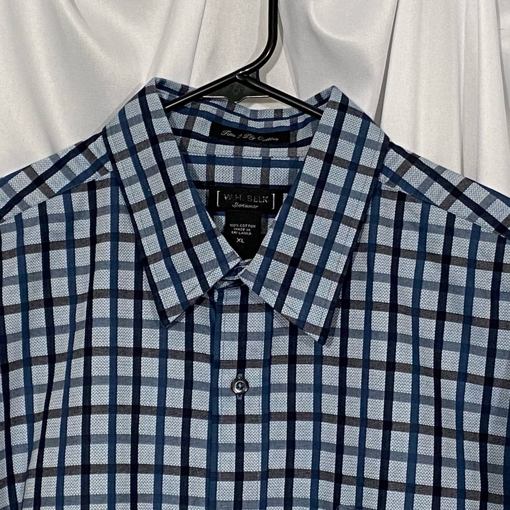 W.H Belk long sleeve button down XL